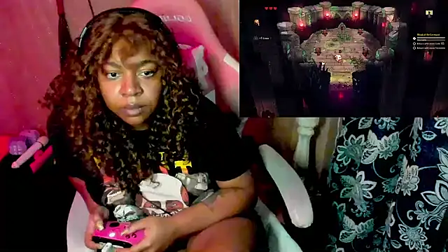 Goddess MercedesRedd online show from 04.24.26