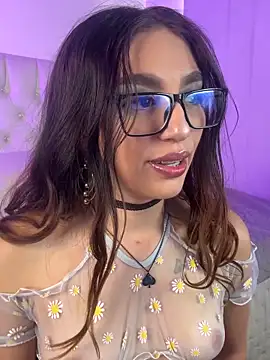 Ammy Glow online show from 03.05.26