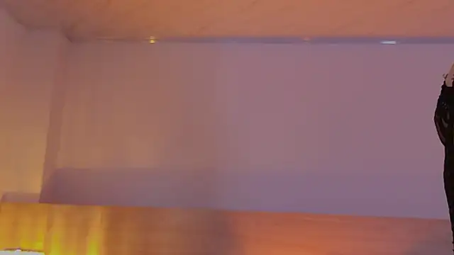DaphneWayne online show from 07.01.26