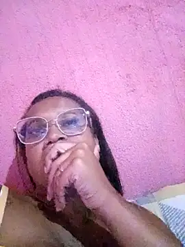 Snapshot of Sraveneno chatting on 03.13.26 Sraveneno online show from 03.13.26