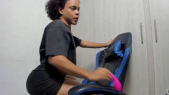 valeriahustooon online show from 03.06.26