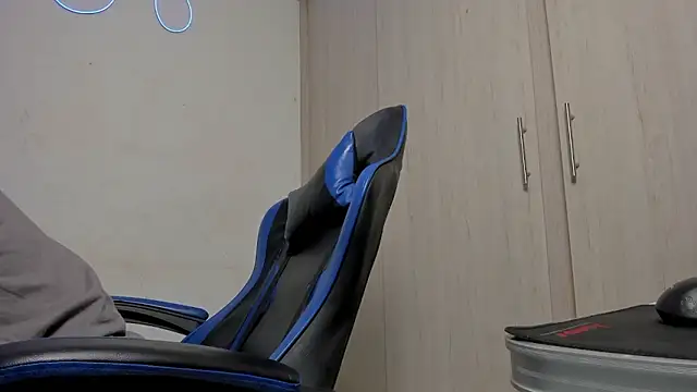 valeriahustooon online show from 03.14.26