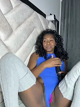 Snapshot of maryjane_ebony chatting on 05.17.26 maryjane ebony online show from 05.17.26