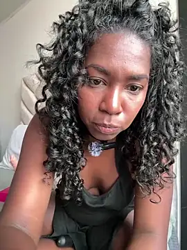 Snapshot of maryjane_ebony chatting on 05.29.26 maryjane ebony online show from 05.29.26