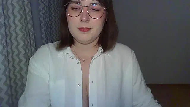 ClaraHard online show from 04.15.26
