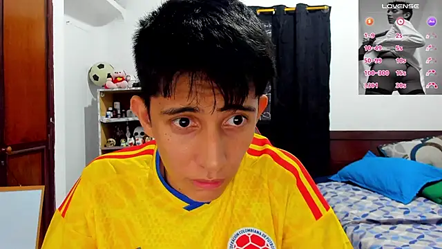 gomitaboy1 online show from 07.17.26