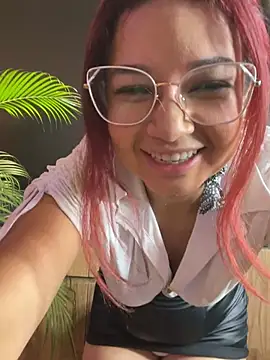 PaulaVegaa online show from 06.21.26