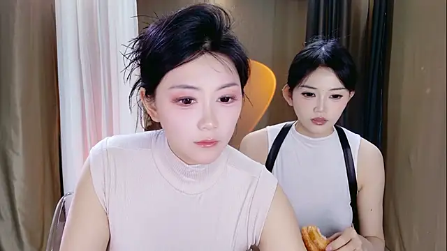 Banana-Milk69 online show from 05.18.26