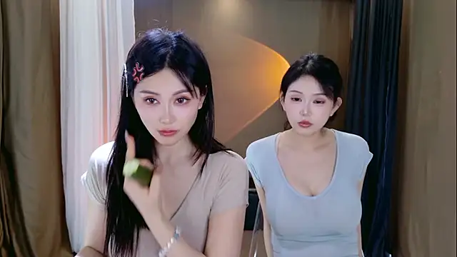 Banana-Milk69 online show from 06.25.26