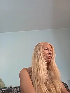 Snapshot of ViktoriaSexi1 chatting on 06.06.26 ViktoriaSexi1 online show from 06.06.26