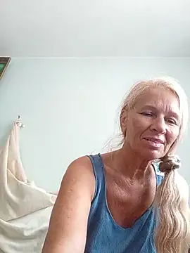 Snapshot of ViktoriaSexi1 chatting on 06.26.26 ViktoriaSexi1 online show from 06.26.26