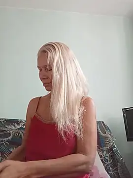 Snapshot of ViktoriaSexi1 chatting on 07.23.26 ViktoriaSexi1 online show from 07.23.26
