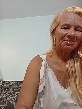 Snapshot of ViktoriaSexi1 chatting on 07.28.26 ViktoriaSexi1 online show from 07.28.26