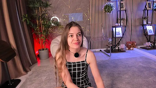 Velvet Spell online show from 04.23.26