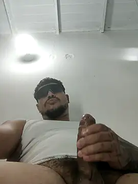 Snapshot of BadboyDirty1 chatting on 05.07.26 BadboyDirty1 online show from 05.07.26