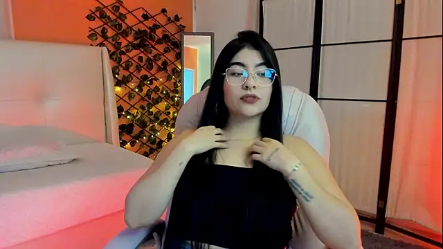Snapshot of HannaLee333 chatting on 03.27.26 HannaLee333 online show from 03.27.26