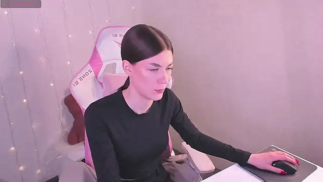 LunaRossaa online show from 05.08.26
