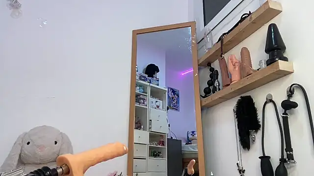 Alissa-Kissa online show from 04.25.26