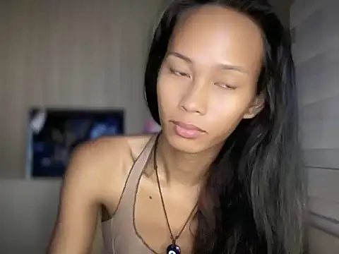 Sunkissed seductress online show from 04.27.26