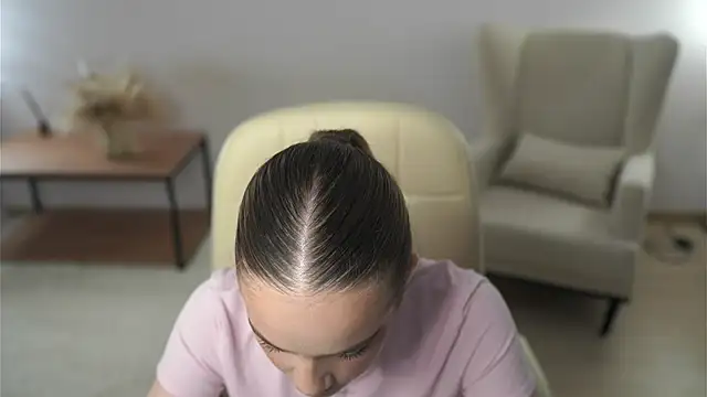 MeriPhelan online show from 03.12.26