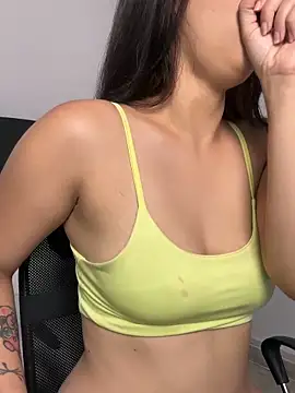 Cristal Williams online show from 03.17.26