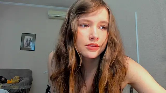 Snapshot of MaryannSofts chatting on 04.17.26 MaryannSofts online show from 04.17.26