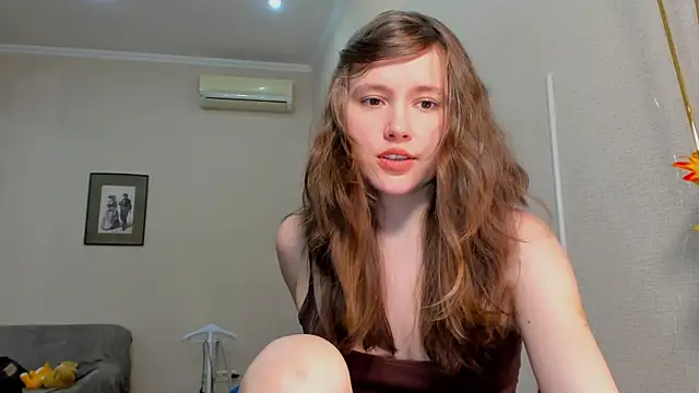 Snapshot of MaryannSofts chatting on 04.19.26 MaryannSofts online show from 04.19.26