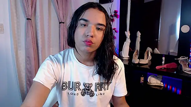 Candyy doll   online show from 06.12.26