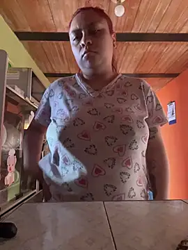 nahomy05 online show from 03.17.26