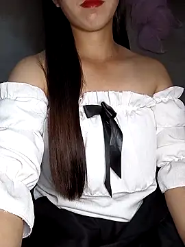 Fiona 2026 online show from 04.25.26