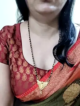 Yazhini-Cam online show from 06.15.26