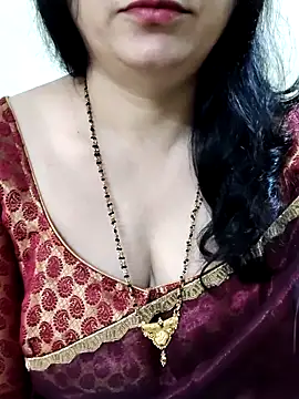 Yazhini-Cam online show from 06.16.26