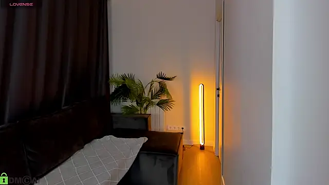 Snapshot of Natasha_Shepard chatting on 03.25.26 Natasha Shepard online show from 03.25.26