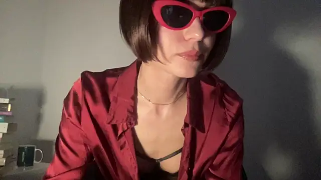 Snapshot of SlowVenomXX chatting on 03.19.26 SlowVenomXX online show from 03.19.26