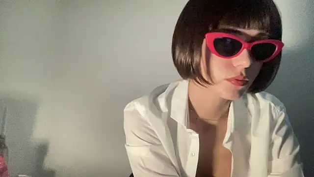 Snapshot of SlowVenomXX chatting on 03.24.26 SlowVenomXX online show from 03.24.26