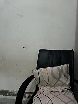 Snapshot of Itz_ishu chatting on 03.27.26 Itz ishu online show from 03.27.26