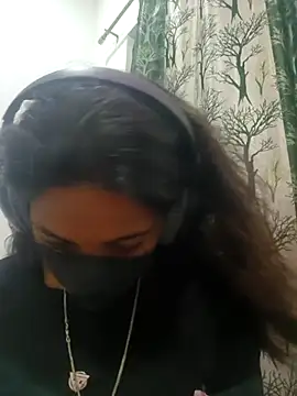 Snapshot of Itz_ishu chatting on 04.12.26 Itz ishu online show from 04.12.26