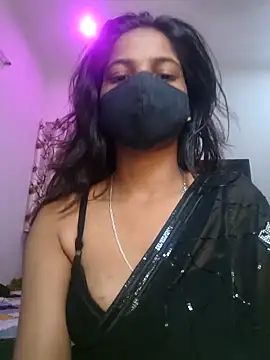 Snapshot of Itz_ishu chatting on 04.15.26 Itz ishu online show from 04.15.26