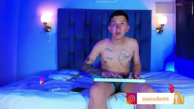 Zoe Axel1 online show from 07.24.26