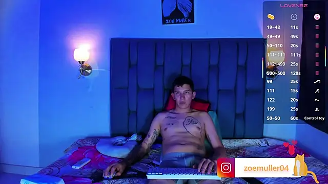 Zoe Axel1 online show from 08.02.26
