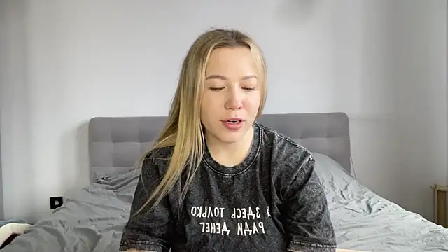 alyrasun online show from 04.30.26