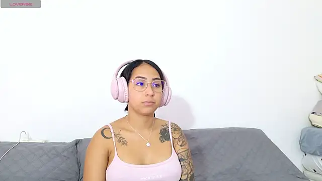 vanessaadol online show from 07.01.26