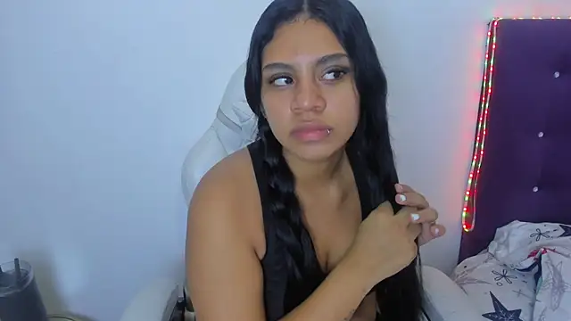 madelinesquirt online show from 04.25.26