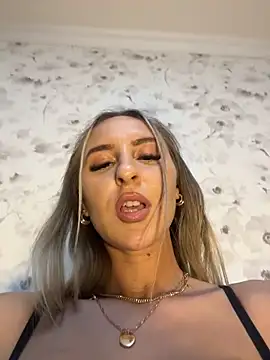 LexyTuned online show from 03.08.26