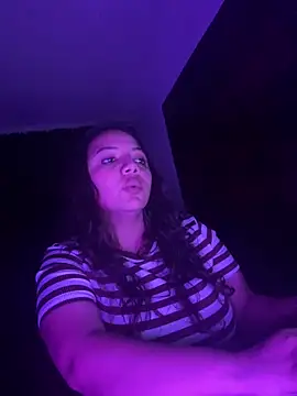 Snapshot of cute_snowlove chatting on 04.12.26 cute snowlove online show from 04.12.26