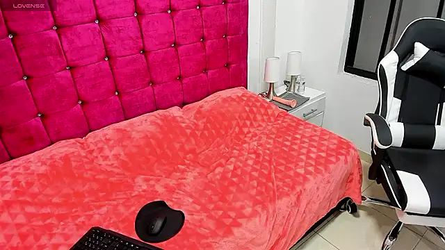 little evangeline2 online show from 03.07.26