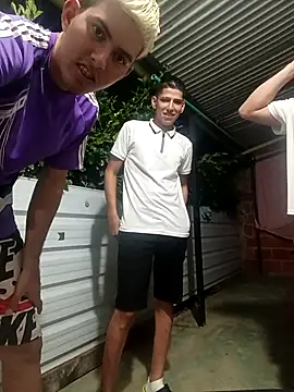 3hornys-straights online show from 03.07.26