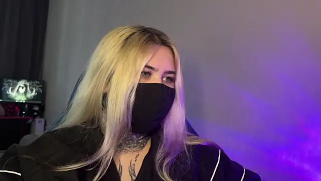 Xtoni  online show from 03.15.26