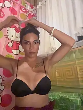 YannieLickcious online show from 05.09.26