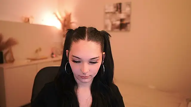 Ellediane18 online show from 03.12.26